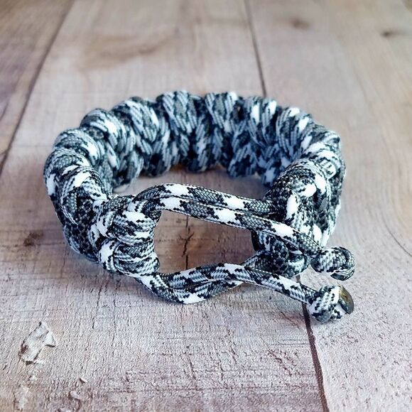 Handmade Paracord Bracelet Adjustable Unisex Urban Camo Gray White Black - Picture 2 of 2